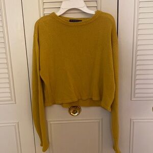 Cozy, gold, Brandy Melville cropped sweater! NEVER WORN